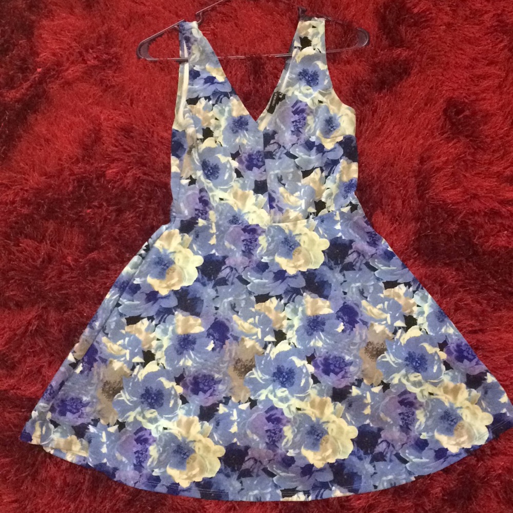 Mini dress